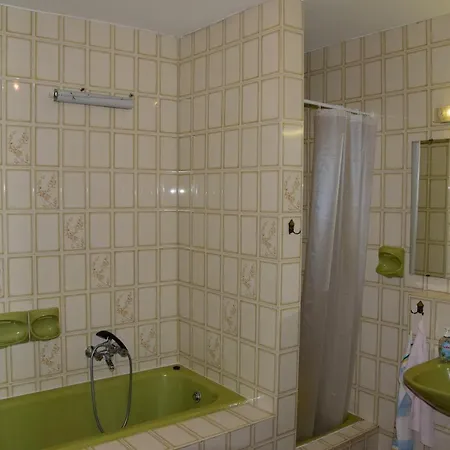 Pesti Vendeghaz Zalalövő